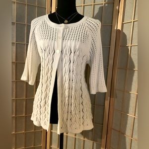 Crystal Kobe - WHITE color summer knit 3 button sweater.  Sz L